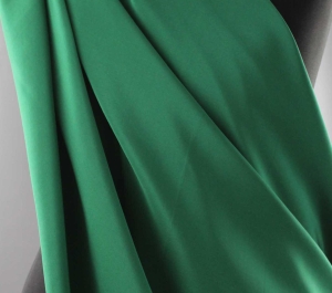 Jedwab naturalny krepa zielona